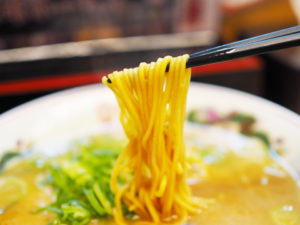 中華そば花京・鴫野店は中華麺と細麺の2種類の麺