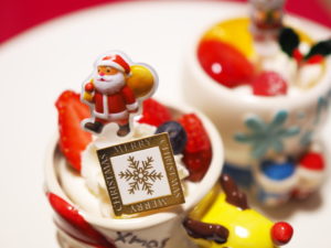 パティスリーコージ・深江店のクリスマスカップ(いちごムース)