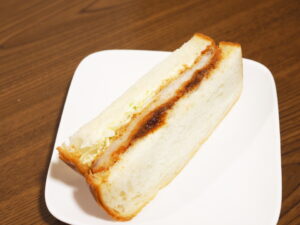 ぷてぃぼぬーるのソースカツのサンドイッチ