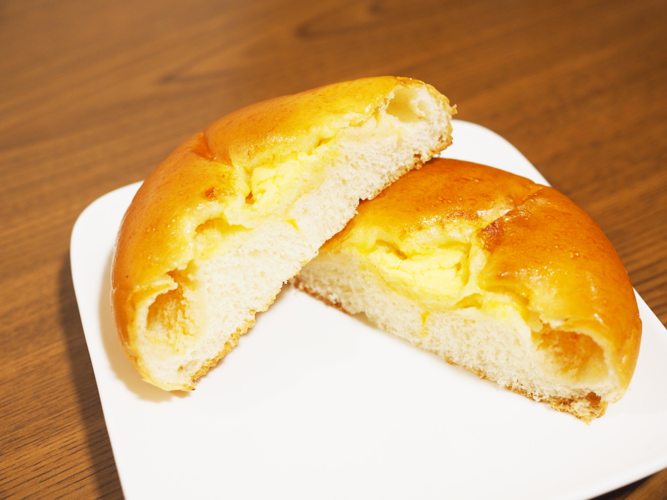 緑橋のパン屋・フローラのメンタイポテトパン