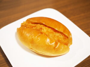 緑橋のパン屋・千寿堂の小腹バーガー