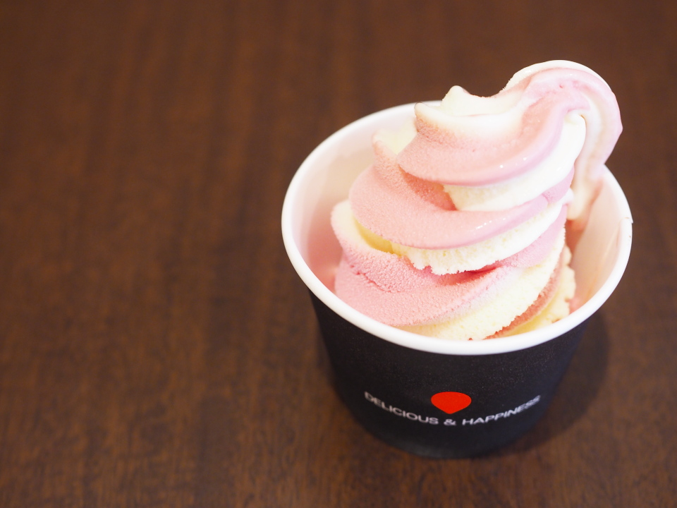 阪急ベーカリー＆カフェのソフトクリームの値段
