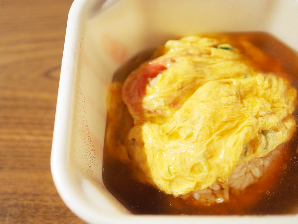 関東の餃子の王将は甘酢、塩ダレ、京風ダレの3種類ある天津飯