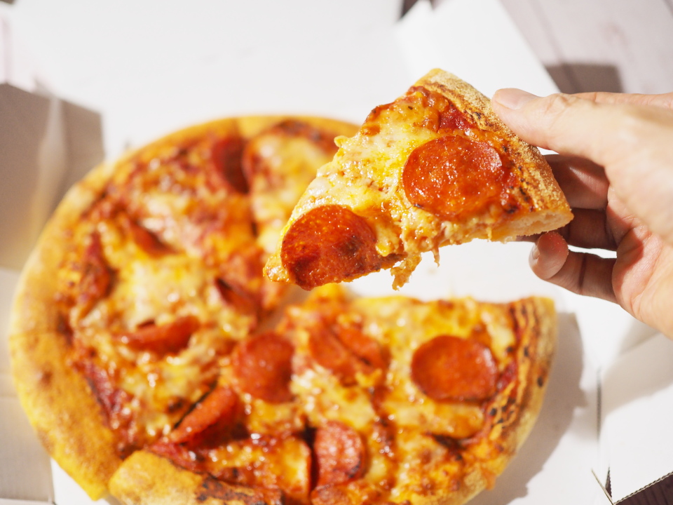 ドミノ・ピザは熱々が一番